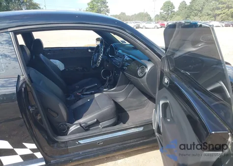 2012 Volkswagen Beetle 2.5L z USA, uszkodzony, nr VIN 3VWJX7AT4CM638199